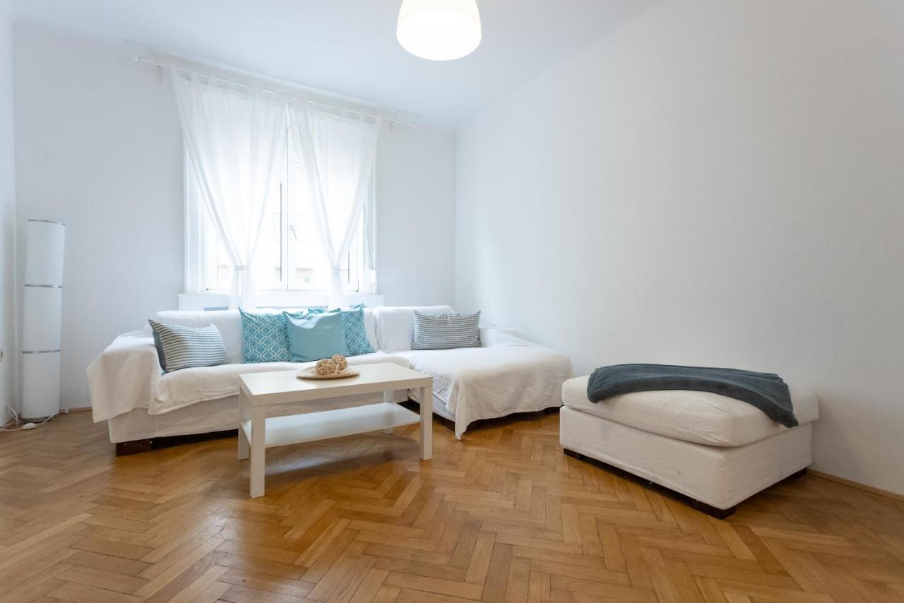 City Center Operastreet Apartment "Italy" 비엔나 외부 사진